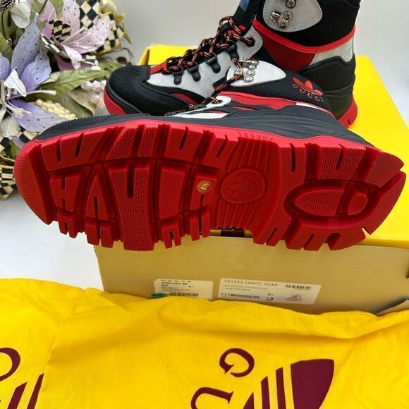 Men’s Gucci X Adidas lace up boots size 8.5 made  in Italy - Picture 5 of 9